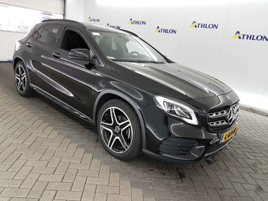 Mercedes GLA GLA 180 7G-DCT Business Sol AMG Limited Panorama dak